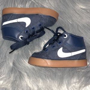 Denim nike baby infant shoes size 3C (Blue)